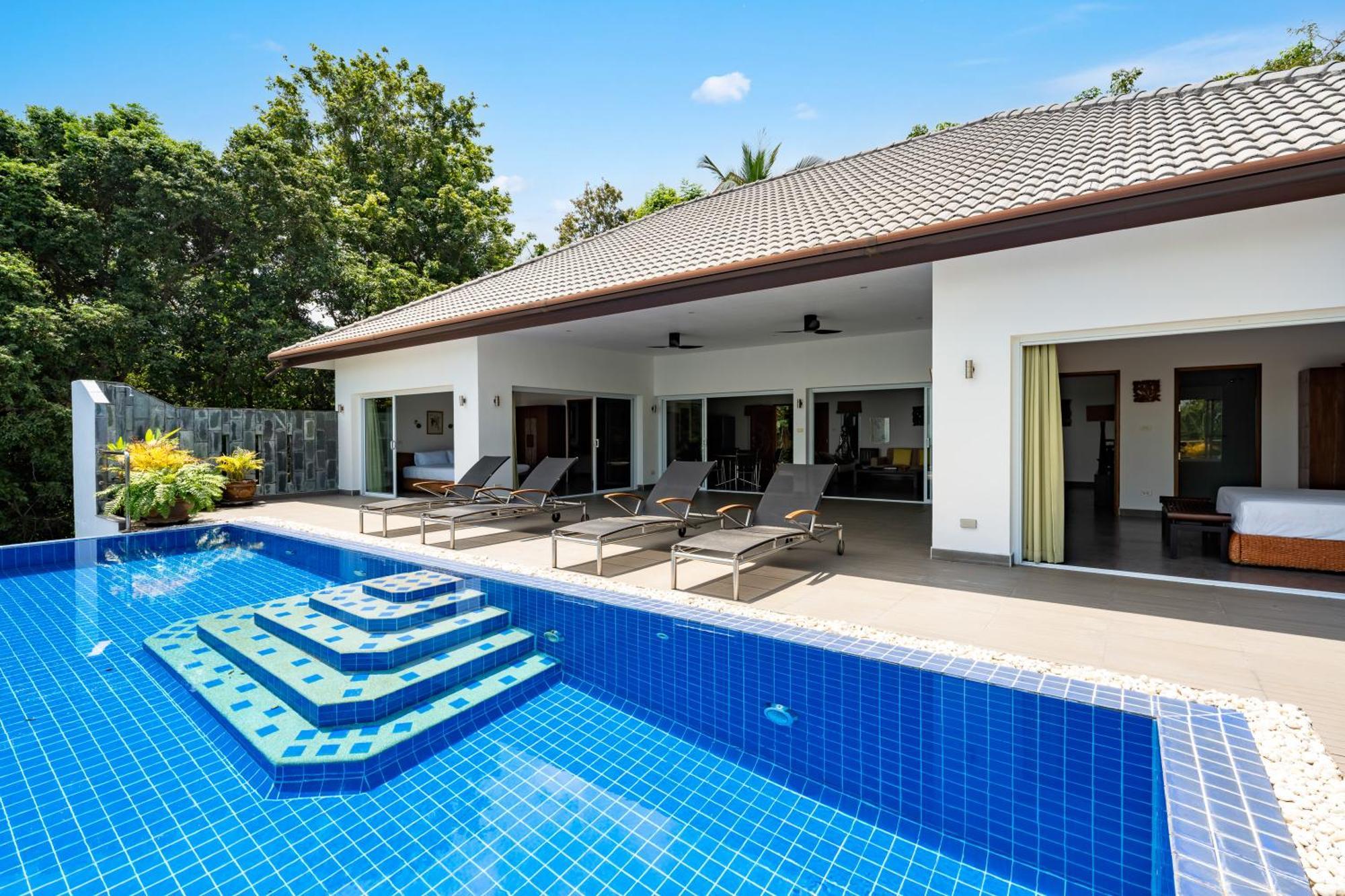 Superbe 3 Vue Beautiful 3-bedroom Sea View Villa